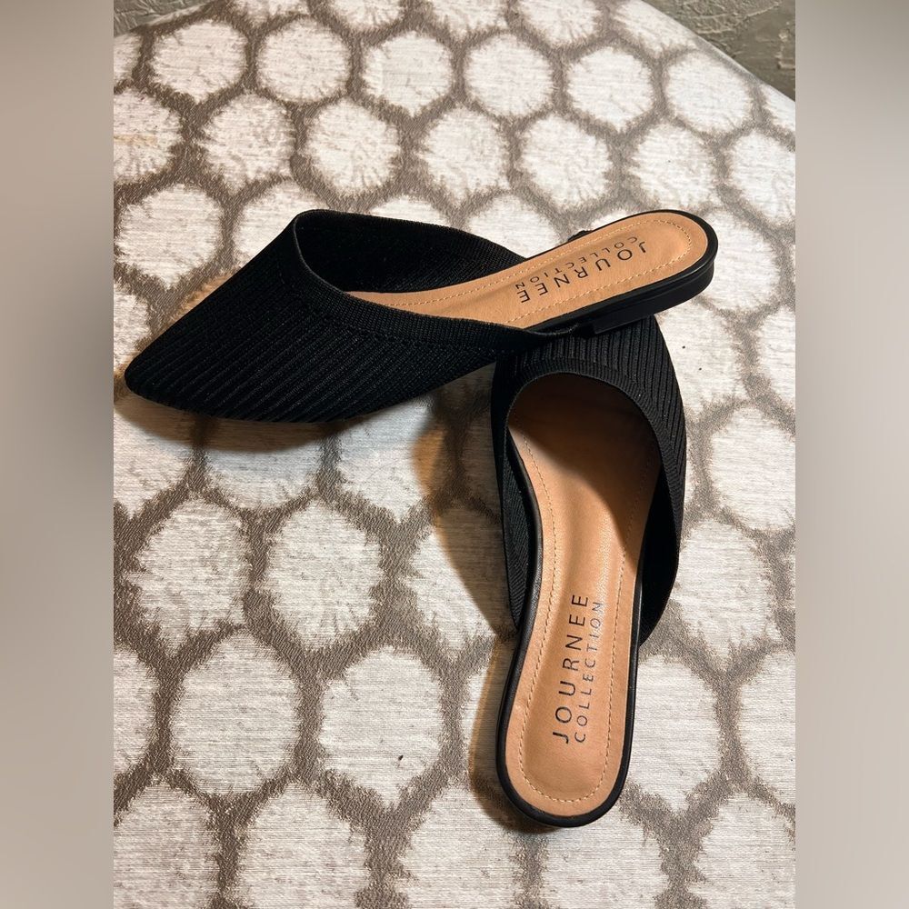 Journee Collection Textured Black Mules 8 Ribbed stretch material - Picture 10 of 11